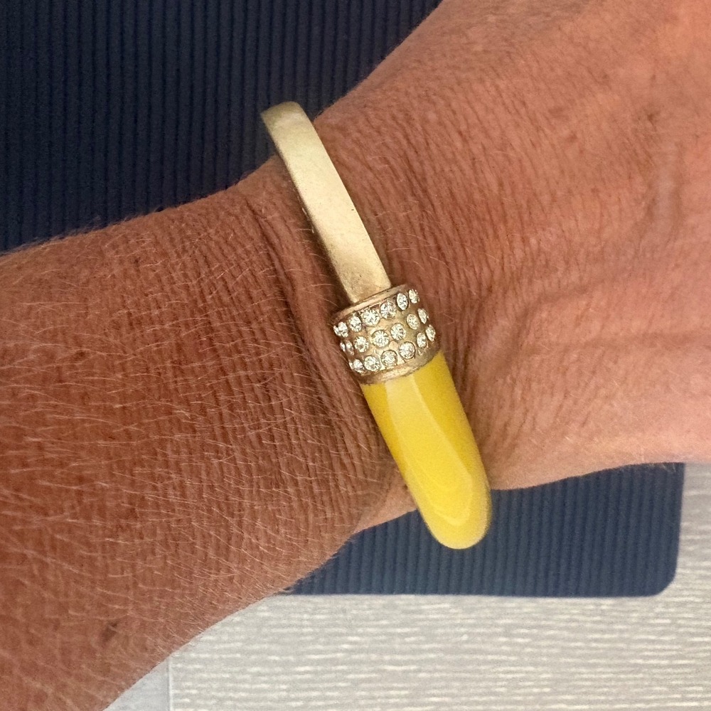 Lia Sophia Yellow Enamel Gold Tone Rhinestone Hinged Bangle Bracelet NEW